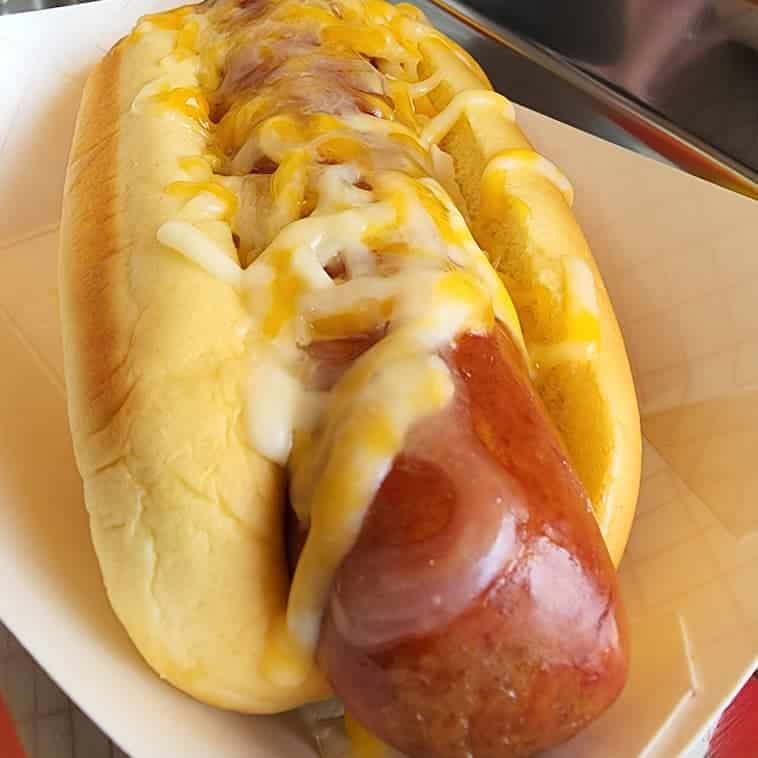 Jimmy Arnold - Deez Muttz Hotdogs